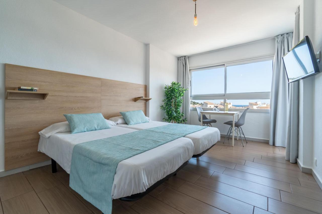 Apartaments La Perla Negra Cala Ratjada  Buitenkant foto