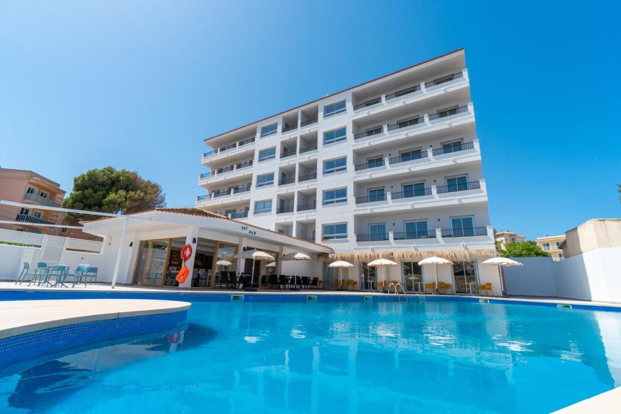 Apartaments La Perla Negra Cala Ratjada  Buitenkant foto