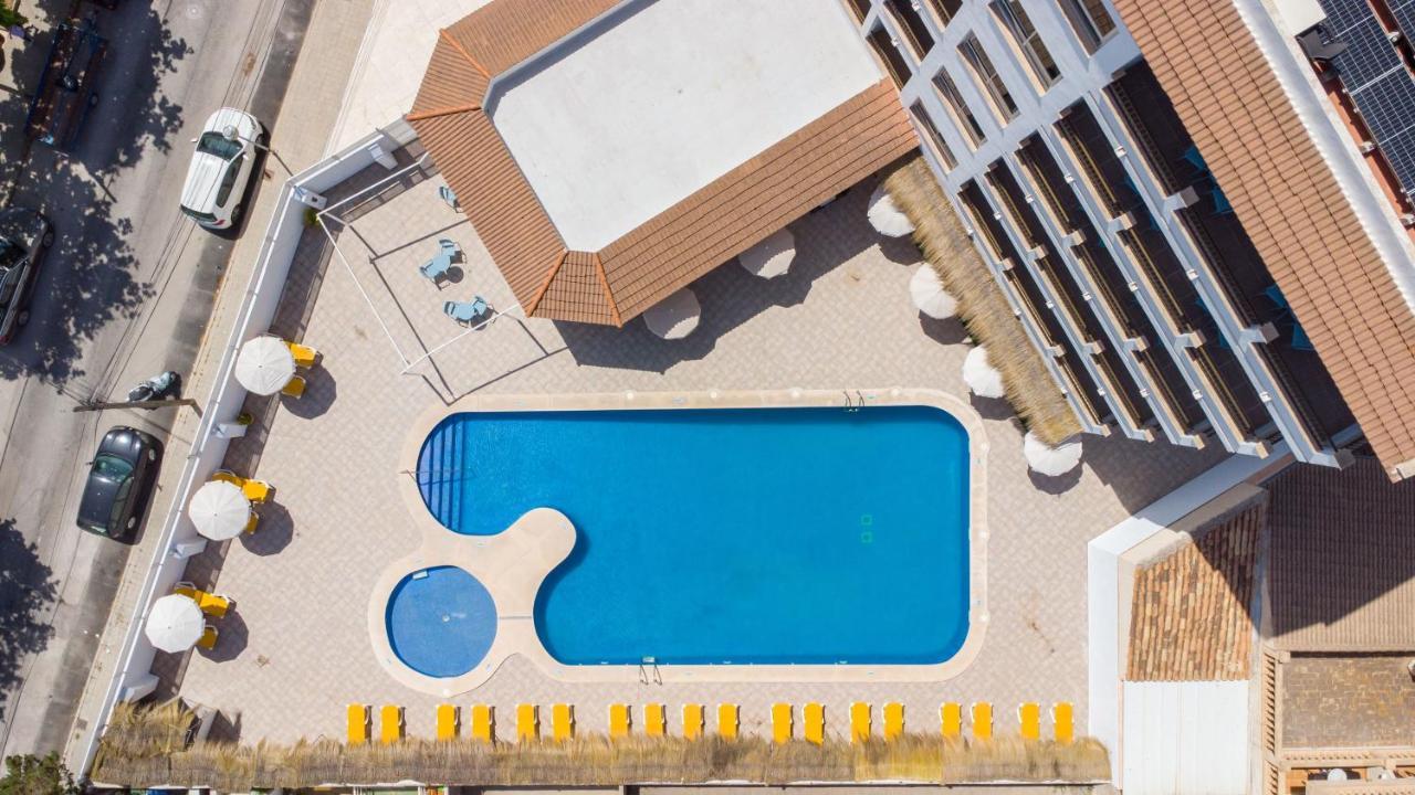 Apartaments La Perla Negra Cala Ratjada  Buitenkant foto