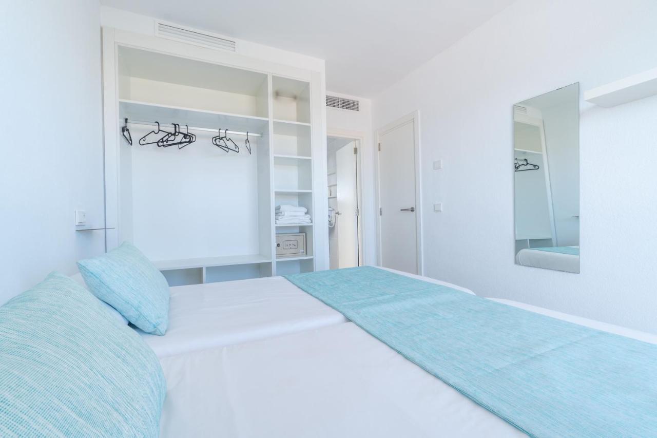 Apartaments La Perla Negra Cala Ratjada  Buitenkant foto
