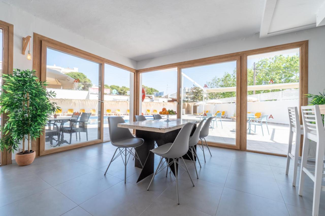 Apartaments La Perla Negra Cala Ratjada  Buitenkant foto