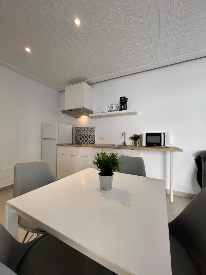 Apartaments La Perla Negra Cala Ratjada  Buitenkant foto